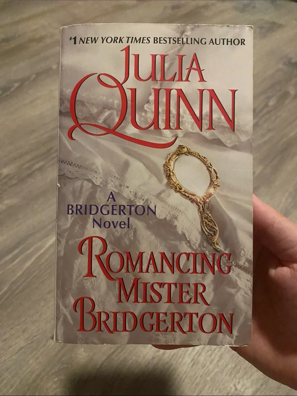 Bridgerton “Romancing Mister Bridgerton” book 🫖